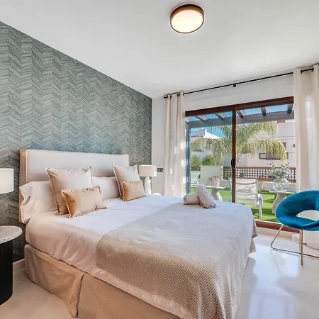 Vacation I The Sovereign Penthouse, Large Communal Pool, 24h Security, 5min To Puerto Banus