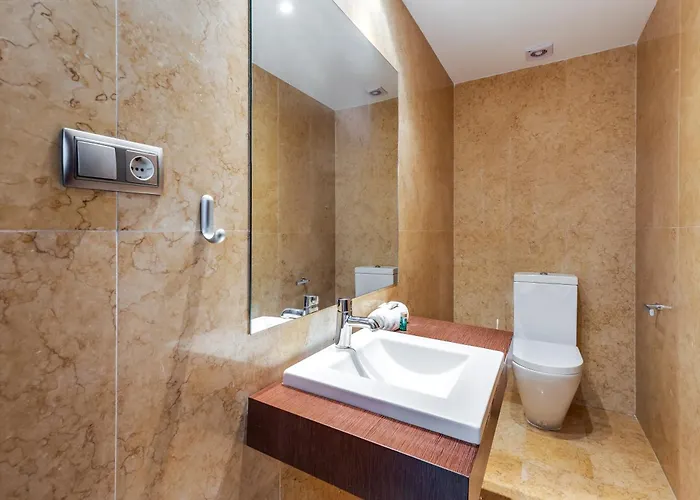 Vacation I The Sovereign Penthouse, Large Communal Pool, 24h Security, 5min To Puerto Banus Appartement Marbella