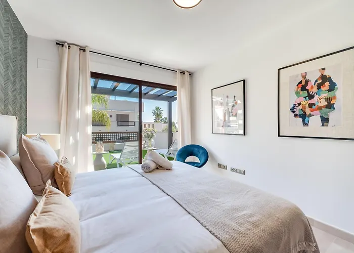 Apartamento Vacation I The Sovereign Penthouse, Large Communal Pool, 24h Security, 5min To Puerto Banus