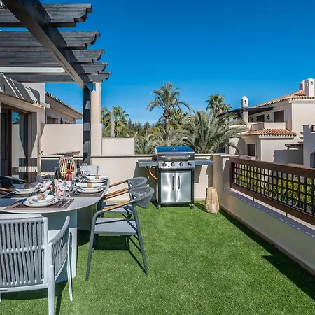 Vacation I The Sovereign Penthouse, Large Communal Pool, 24h Security, 5min To Puerto Banus