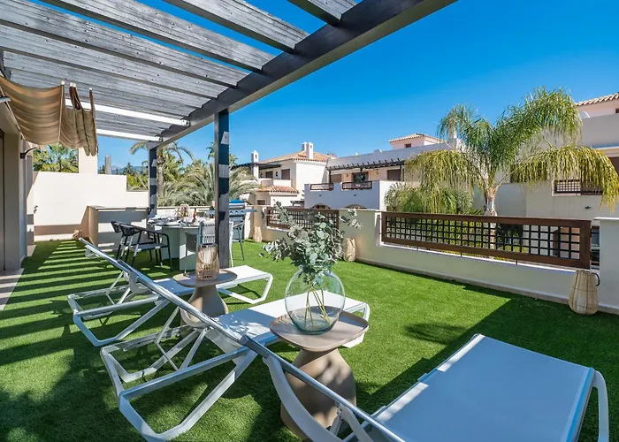 Vacation I The Sovereign Penthouse, Large Communal Pool, 24h Security, 5min To Puerto Banus Lejlighed