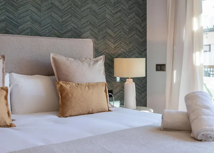 Vacation I The Sovereign Penthouse, Large Communal Pool, 24h Security, 5min To Puerto Banus Lejlighed