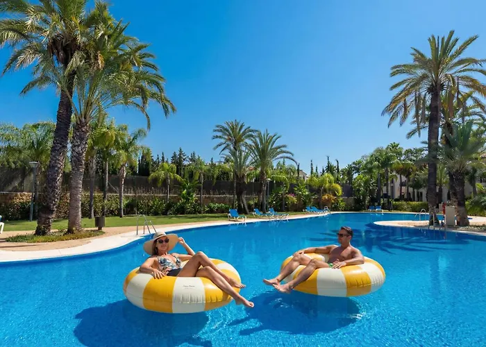 Vacation I The Sovereign Penthouse, Large Communal Pool, 24h Security, 5min To Puerto Banus *