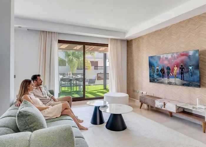 Lejlighed Vacation I The Sovereign Penthouse, Large Communal Pool, 24h Security, 5min To Puerto Banus *